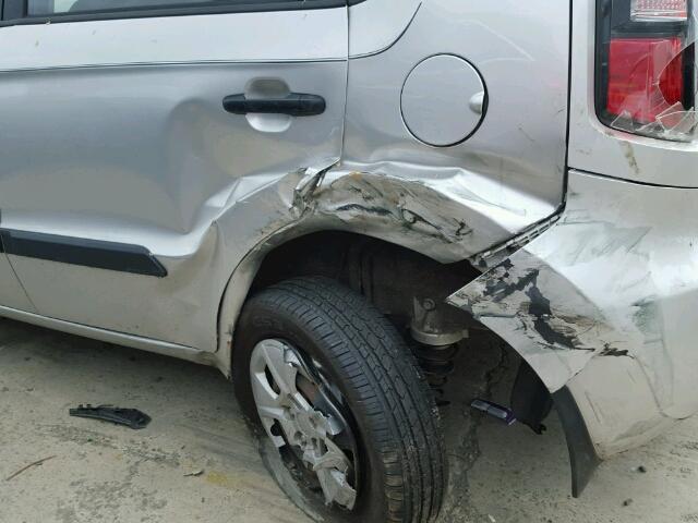 KNDJT2A19B7262298 - 2011 KIA SOUL SILVER photo 9