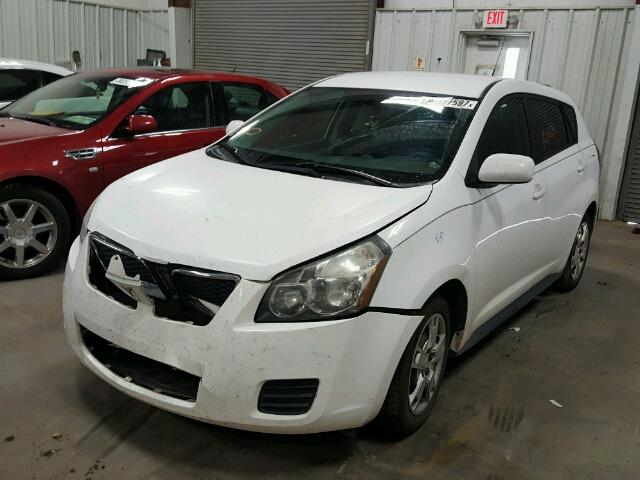 5Y2SP67029Z455471 - 2009 PONTIAC VIBE WHITE photo 2