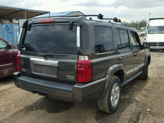 1J8HG582X6C245731 - 2006 JEEP COMMANDER BLACK photo 4