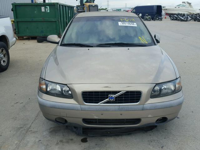 YV1RS58D412035937 - 2001 VOLVO S60 2.4T GOLD photo 9