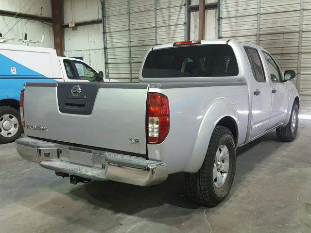 1N6AD0FR0AC426993 - 2010 NISSAN FRONTIER C SILVER photo 4
