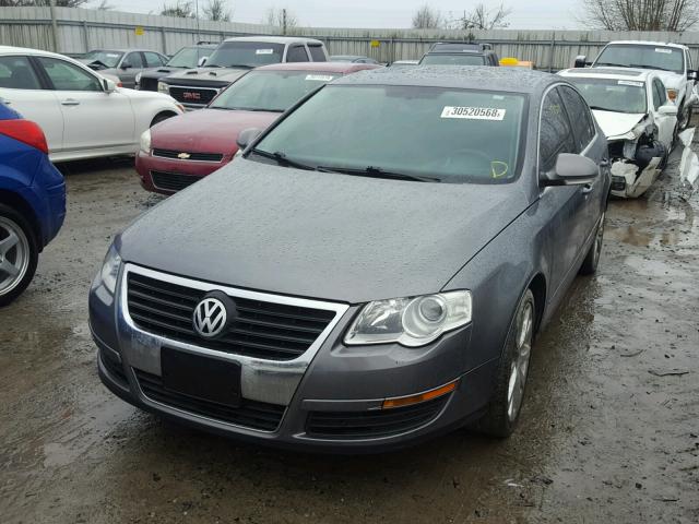 WVWAK73C36E046527 - 2006 VOLKSWAGEN PASSAT 2.0 GRAY photo 2