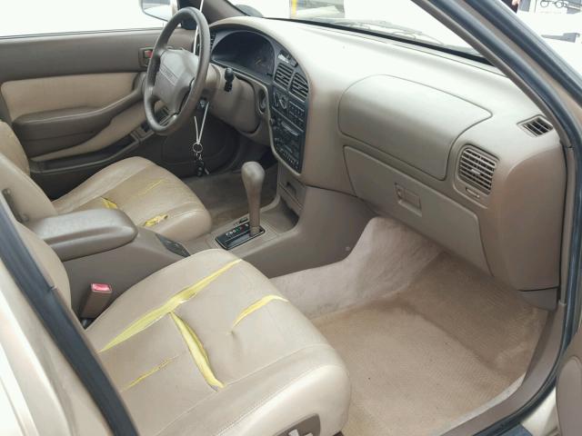 JT2GK13E3S0128184 - 1995 TOYOTA CAMRY XLE BEIGE photo 5