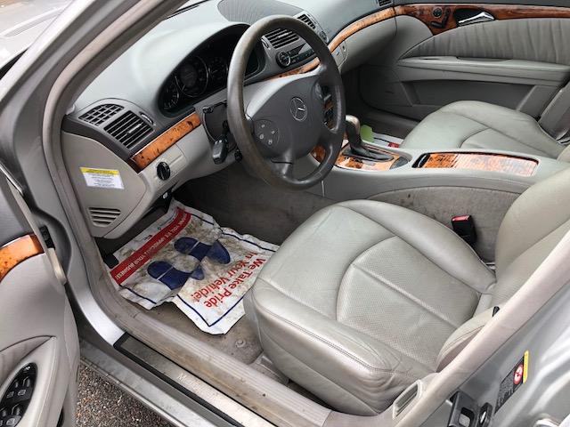 WDBUF83J75X177497 - 2005 MERCEDES-BENZ E 500 4MAT SILVER photo 5