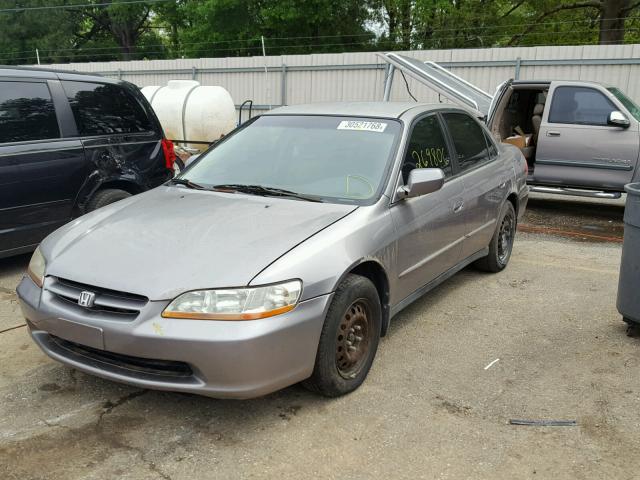 1HGCG164XYA039128 - 2000 HONDA ACCORD LX GRAY photo 2