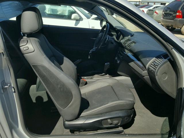 WBAUP7C50BVK78168 - 2011 BMW 128 I WHITE photo 5