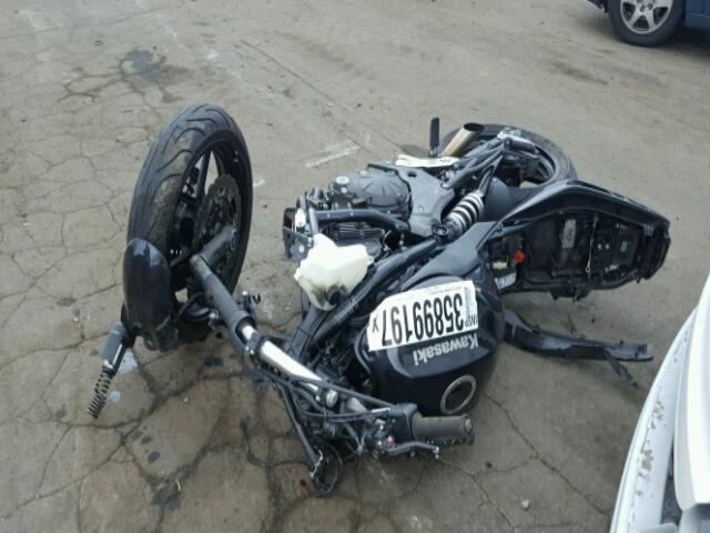 JKAEXEC13BDA64786 - 2011 KAWASAKI EX650 C 黑色 照片 2