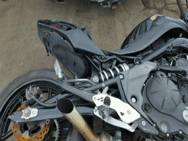 JKAEXEC13BDA64786 - 2011 KAWASAKI EX650 C 黑色 照片 6