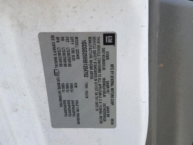 1GCGG25V661254762 - 2006 CHEVROLET EXPRESS G2 WHITE photo 10