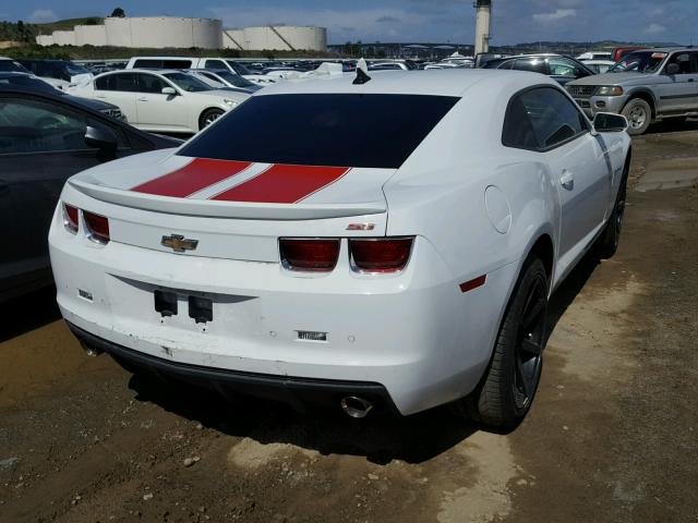 2G1FK1EJ3B9178644 - 2011 CHEVROLET CAMARO 2SS WHITE photo 4