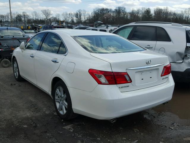 JTHBJ46G672015679 - 2007 LEXUS ES 350 WHITE photo 3