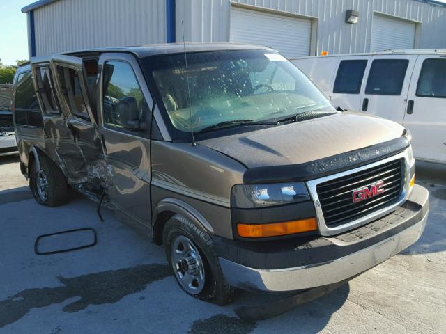 1GDFG15T331163878 - 2003 GMC SAVANA RV GOLD photo 1