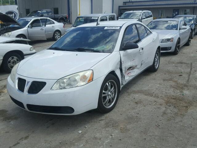 1G2ZG57B194133898 - 2009 PONTIAC G6 WHITE photo 2