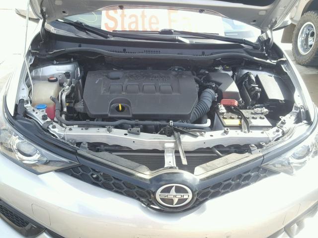 JTNKARJE4GJ504698 - 2016 TOYOTA SCION IM SILVER photo 7