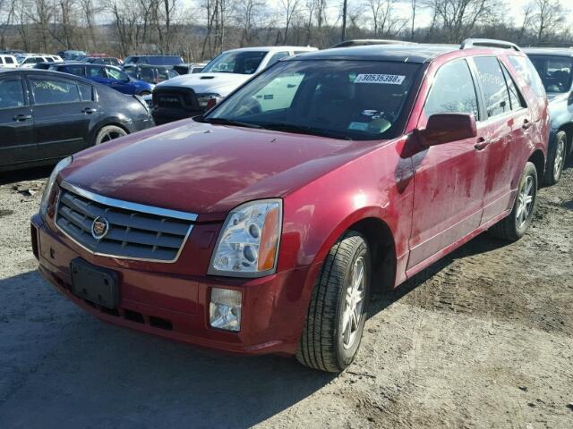 1GYEE637840147329 - 2004 CADILLAC SRX RED photo 2