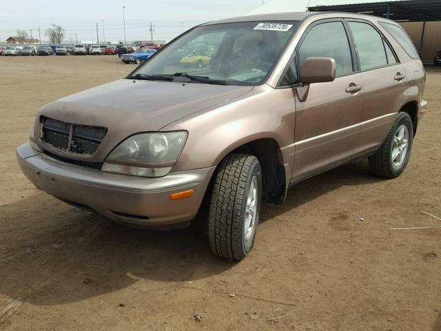 JT6HF10U6X0036352 - 1999 LEXUS RX 300 BEIGE photo 2