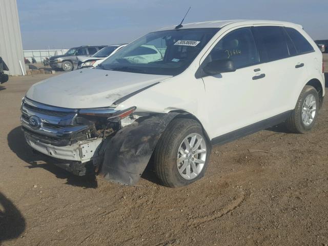 2FMDK3GC3DBB25667 - 2013 FORD EDGE SE WHITE photo 2