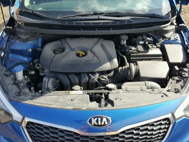 KNAFX4A6XE5161172 - 2014 KIA FORTE LX BLUE photo 7