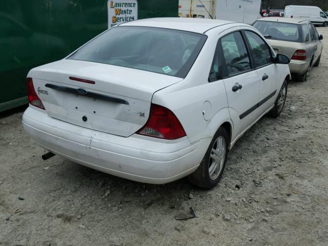 1FAFP33PX3W137065 - 2003 FORD FOCUS LX WHITE photo 4