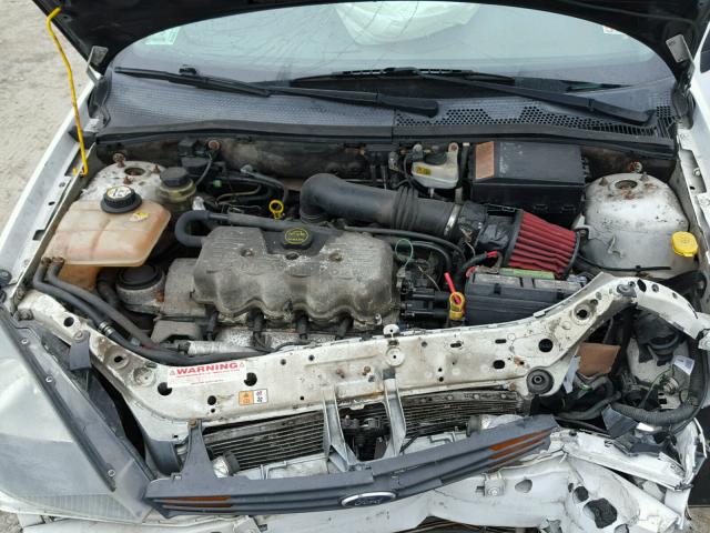 1FAFP33PX3W137065 - 2003 FORD FOCUS LX WHITE photo 7