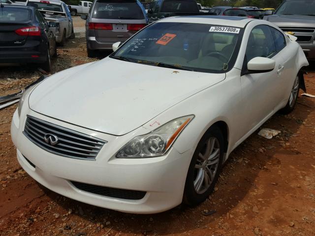 JNKCV64E38M101382 - 2008 INFINITI G37 BASE WHITE photo 2