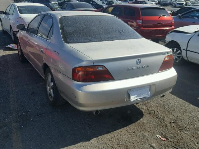 19UUA5646XA051143 - 1999 ACURA 3.2TL SILVER photo 3