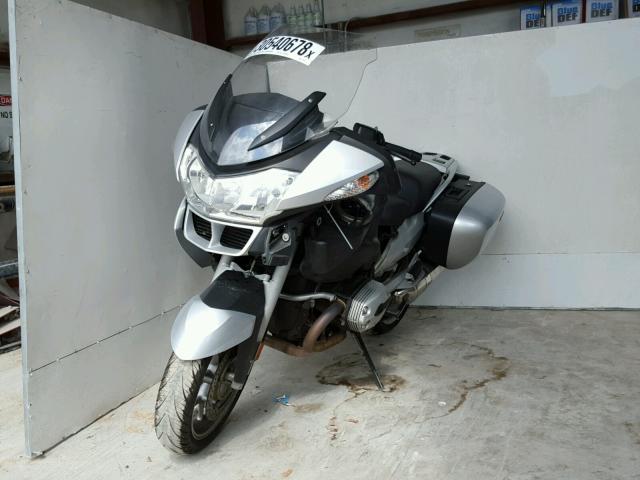 WB10388029ZT14118 - 2009 BMW R1200 RT SILVER photo 2