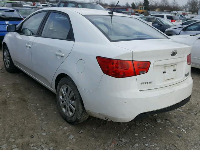 KNAFT4A22A5809218 - 2010 KIA FORTE LX WHITE photo 3