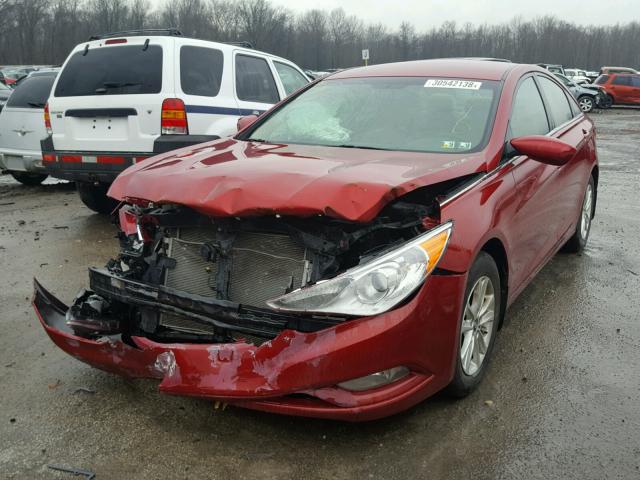 5NPEB4AC6DH590164 - 2013 HYUNDAI SONATA GLS BURGUNDY photo 2