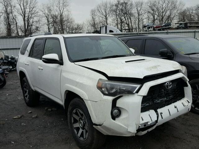 JTEBU5JR2H5478793 - 2017 TOYOTA 4RUNNER SR WHITE photo 1