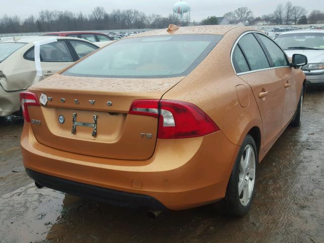 YV1622FSXC2102093 - 2012 VOLVO S60 T5 ORANGE photo 4