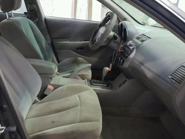 1N4AL11D44C199258 - 2004 NISSAN ALTIMA BAS GRAY photo 5