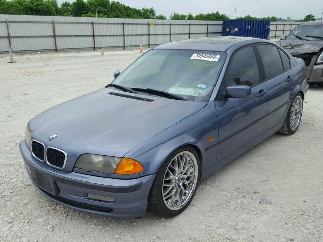 WBAAV33461FU88288 - 2001 BMW 325 I BLUE photo 2