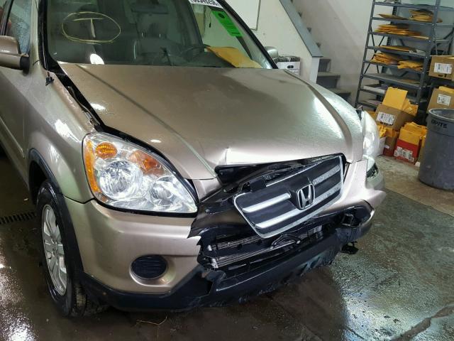 JHLRD78906C042010 - 2006 HONDA CR-V SE GOLD photo 9