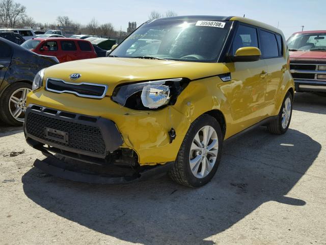 KNDJP3A56F7118209 - 2015 KIA SOUL + YELLOW photo 2