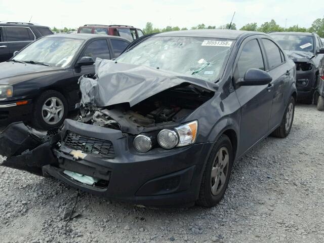1G1JA5SHXD4123765 - 2013 CHEVROLET SONIC LS GRAY photo 2