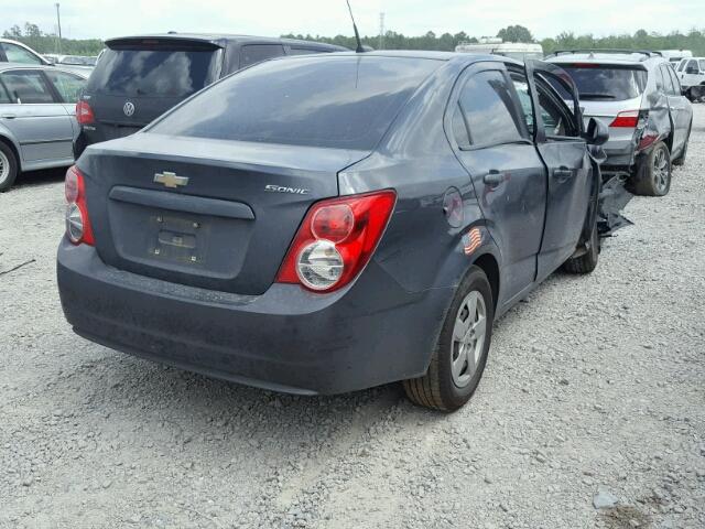 1G1JA5SHXD4123765 - 2013 CHEVROLET SONIC LS GRAY photo 4