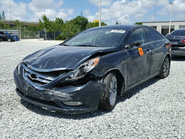 5NPEC4AC4BH259190 - 2011 HYUNDAI SONATA SE BLACK photo 2