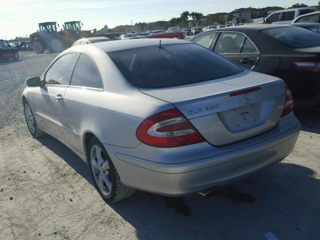 WDBTJ65J84F112027 - 2004 MERCEDES-BENZ CLK 320C SILVER photo 3