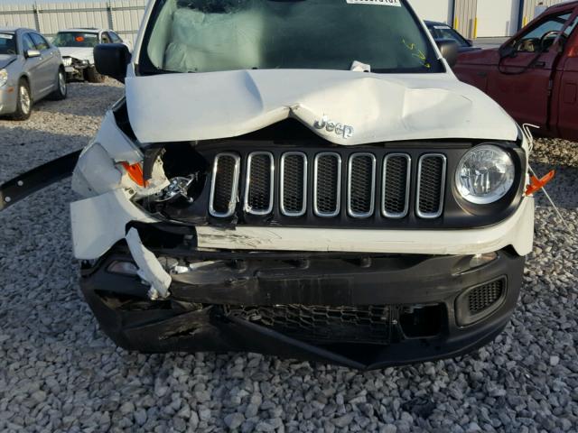 ZACCJAAB4HPG07945 - 2017 JEEP RENEGADE S WHITE photo 9