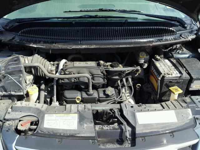 2C4GP44R95R425112 - 2005 CHRYSLER TOWN & COU GREEN photo 7