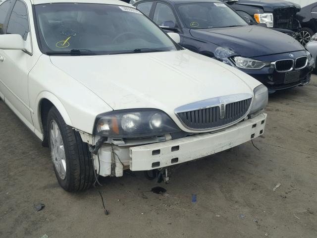1LNHM86S24Y688049 - 2004 LINCOLN LS 白色 照片 9
