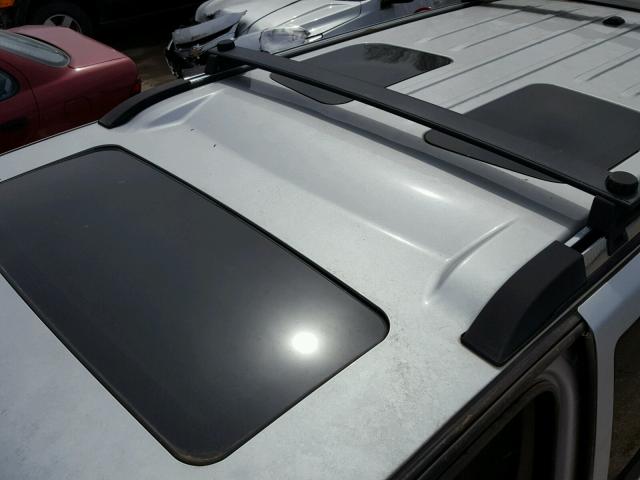 1J8HG58P37C520479 - 2007 JEEP COMMANDER Gümüş foto 9