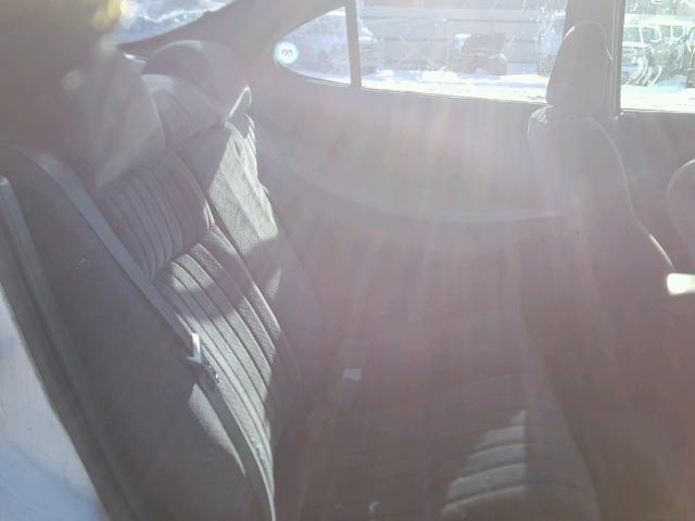 1G2WP52K61F206640 - 2001 PONTIAC GRAND PRIX WHITE photo 6