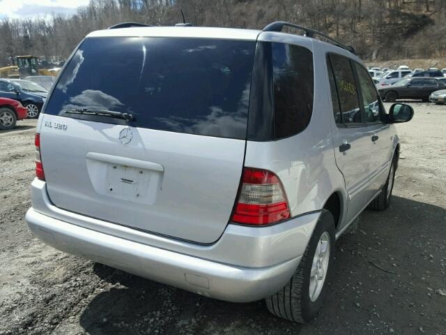 4JGAB54E31A239292 - 2001 MERCEDES-BENZ ML 320 SILVER photo 4