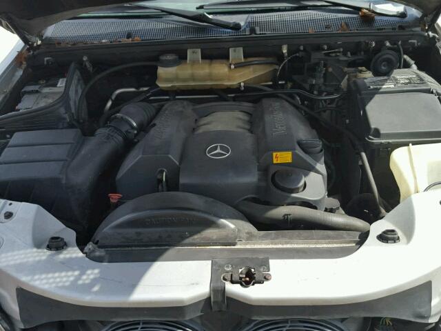 4JGAB54E31A239292 - 2001 MERCEDES-BENZ ML 320 SILVER photo 7