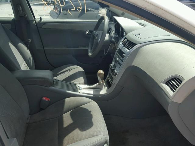 1G1ZG57B08F167712 - 2008 CHEVROLET MALIBU LS თეთრი ფოტო 5