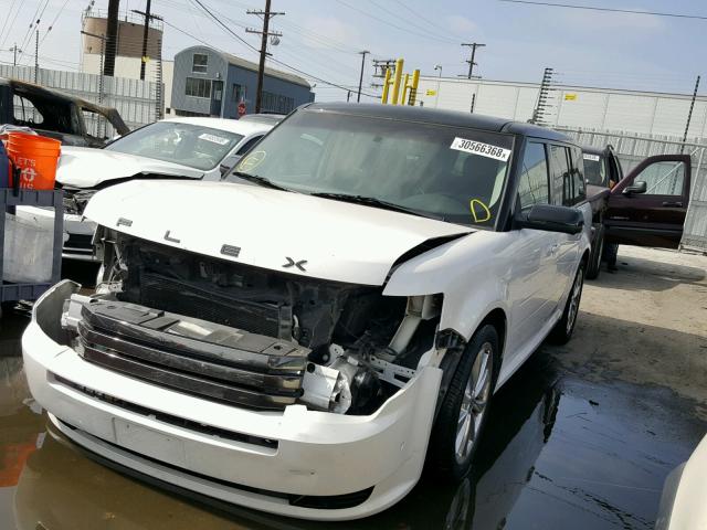 2FMHK6DT2BBD12810 - 2011 FORD FLEX LIMIT BLACK photo 2