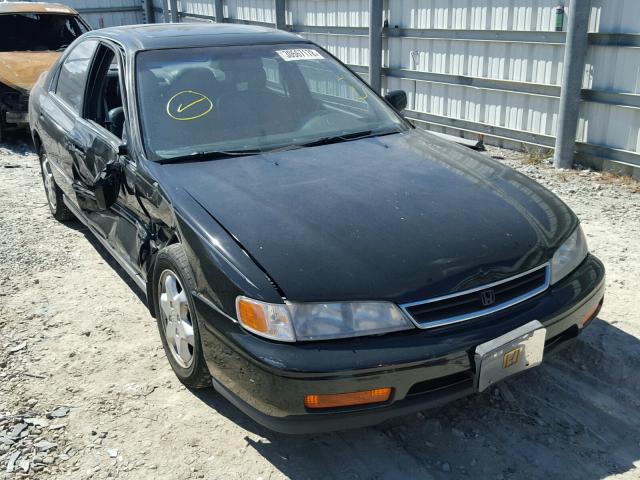 1HGCE6661SA031687 - 1995 HONDA ACCORD EX BLACK photo 1