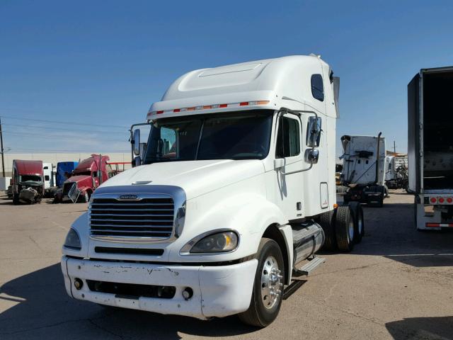 1FUJA6AV94LM95259 - 2004 FREIGHTLINER CONVENTION WHITE photo 2